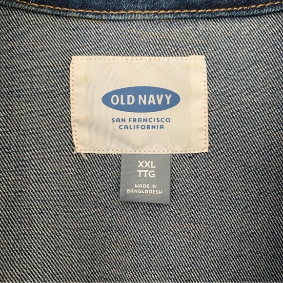 Old Navy Women’s Stretchy Denim Jacket - Picture 4 of 4